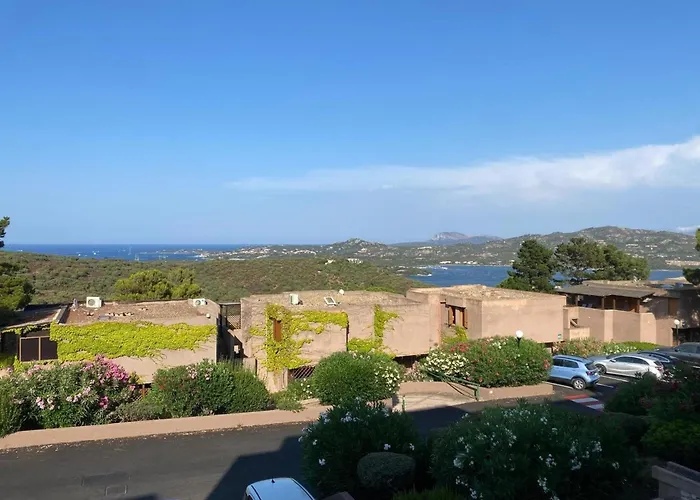 In Olbia With Balcony 公寓